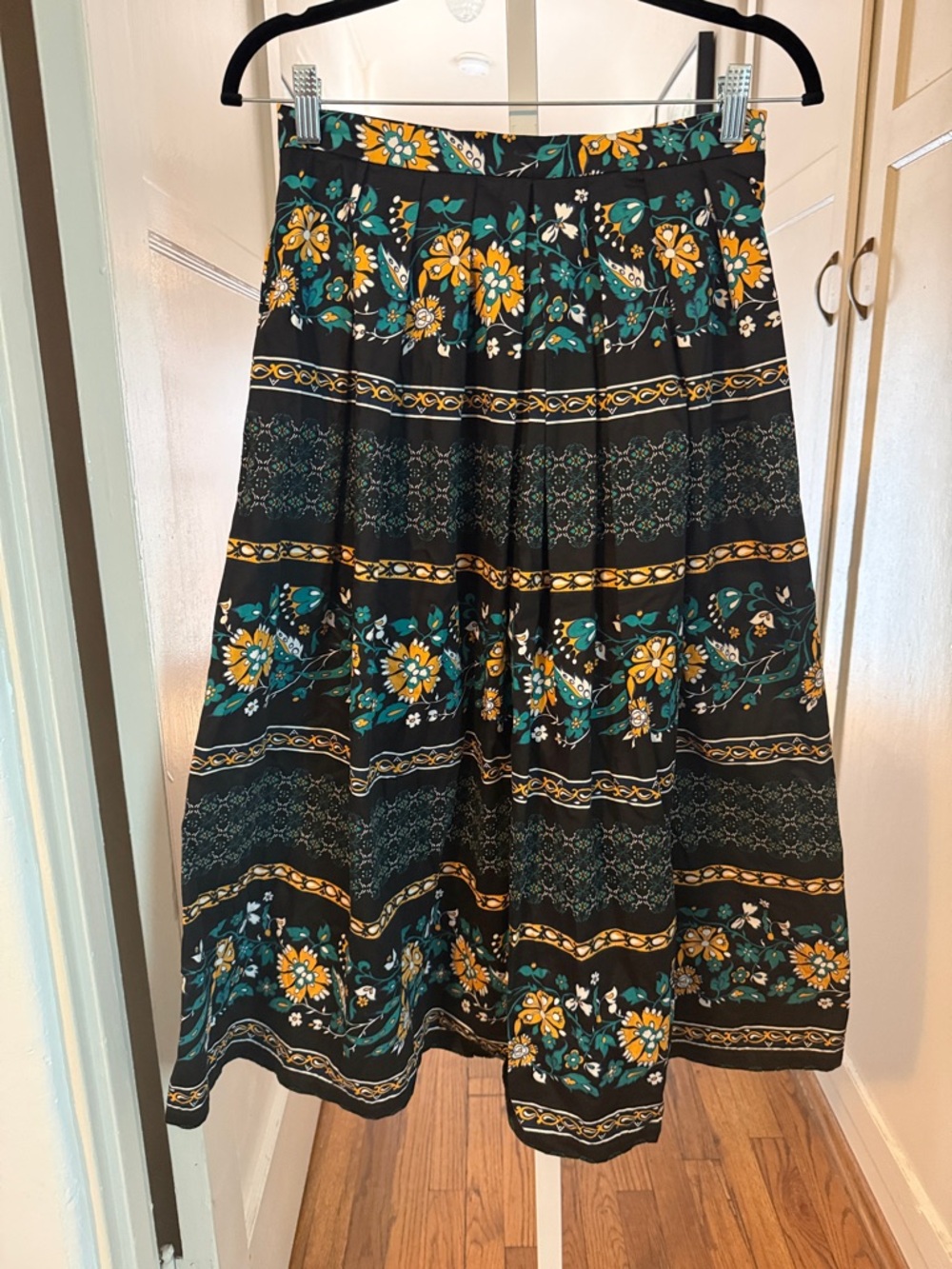 Max Mara Studio Black Floral Midi Skirt with Yellow & Teal Accents size 6